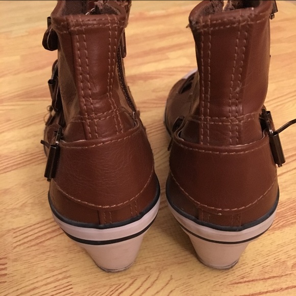 BUCCO CAPENSIS Angel brown leather heeled boot - Picture 5 of 7